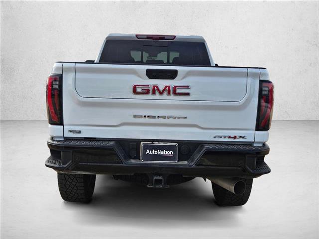 Used 2025 GMC Sierra 2500 AT4X AWD/4WD image 8