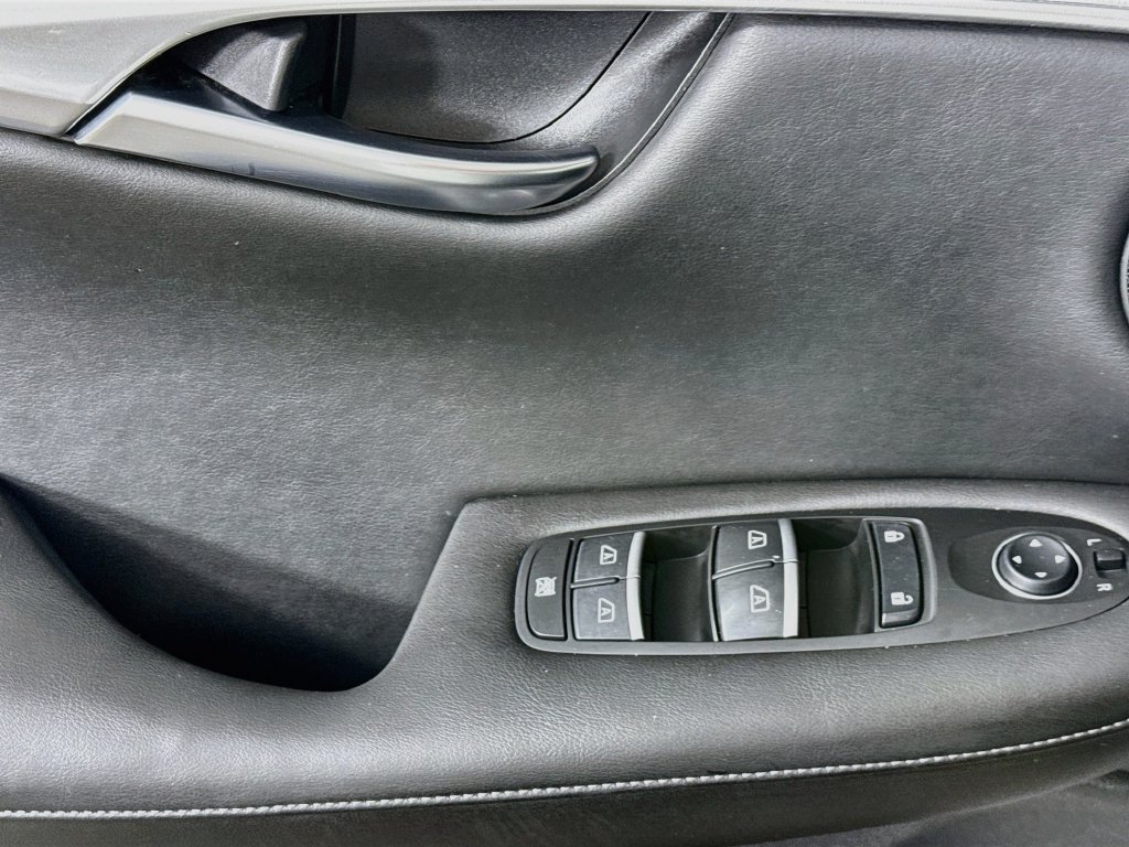 Certified 2020 INFINITI QX50 Luxe w/ Cargo Package FWD image 23