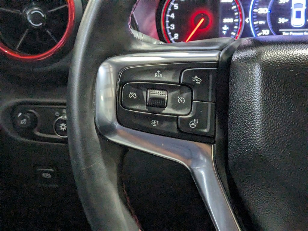 Used 2025 Chevrolet Blazer RS image 16
