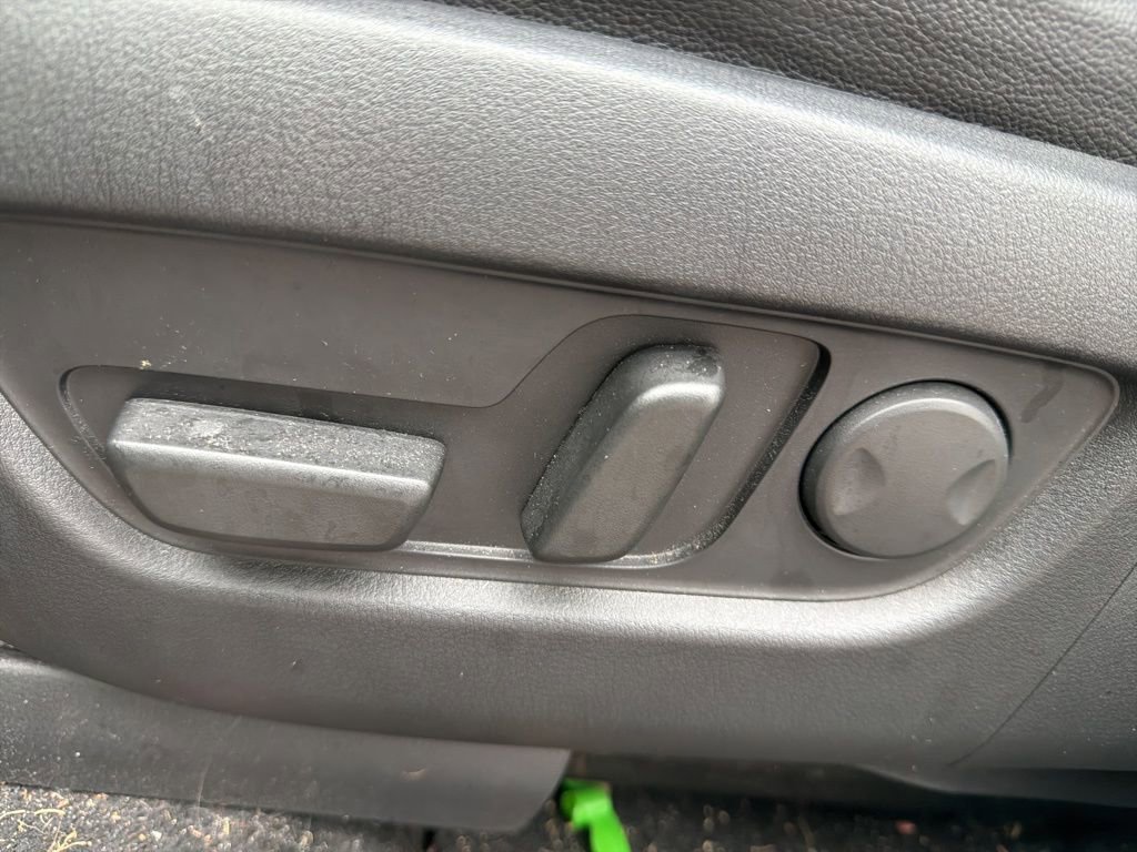 Used 2024 MAZDA CX-90 3.3 Turbo w/ Select Package image 17