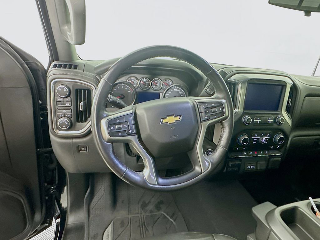 Used 2019 Chevrolet Silverado 1500 LT image 15