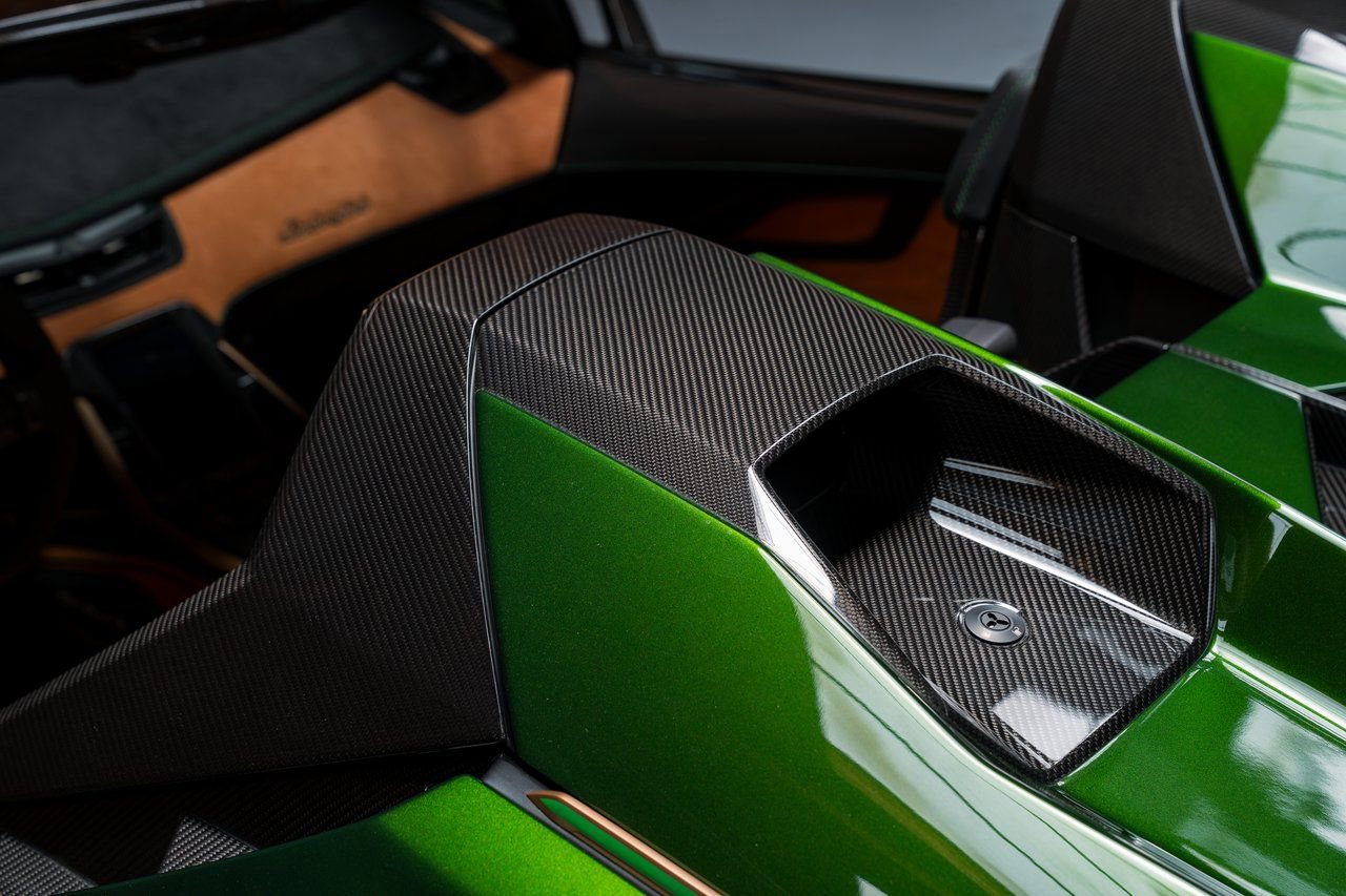 Used 2021 Lamborghini Sian Roadster AWD/4WD image 52