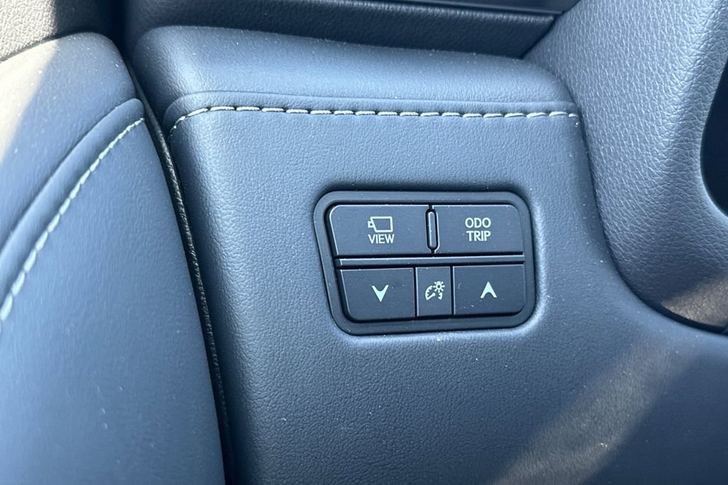 New 2026 Lexus LX 600 F Sport image 28