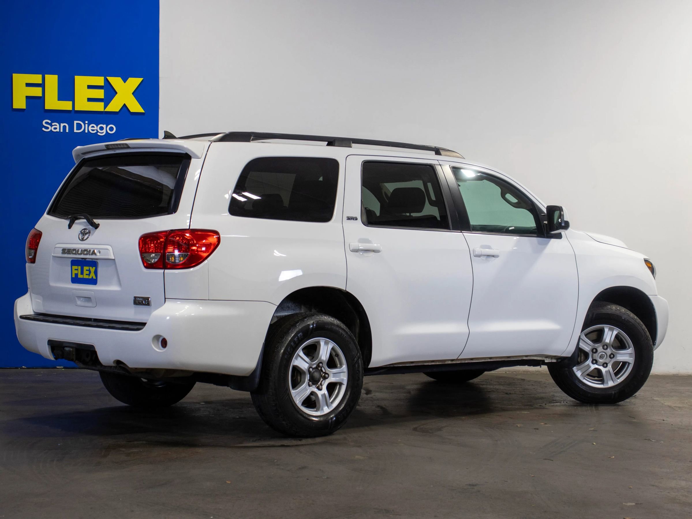 Used 2014 Toyota Sequoia SR5 image 5