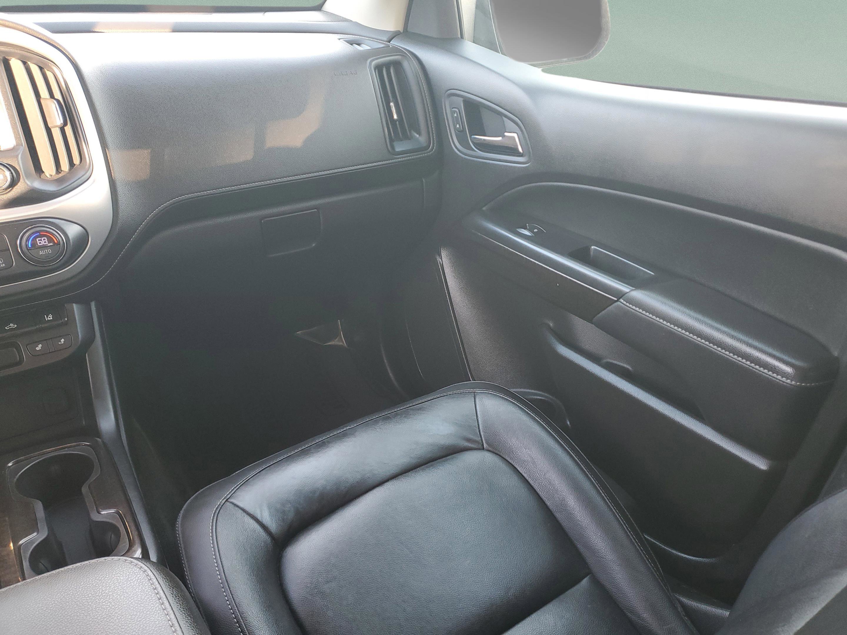 Used 2018 GMC Canyon SLT w/ Driver Alert Package image 17