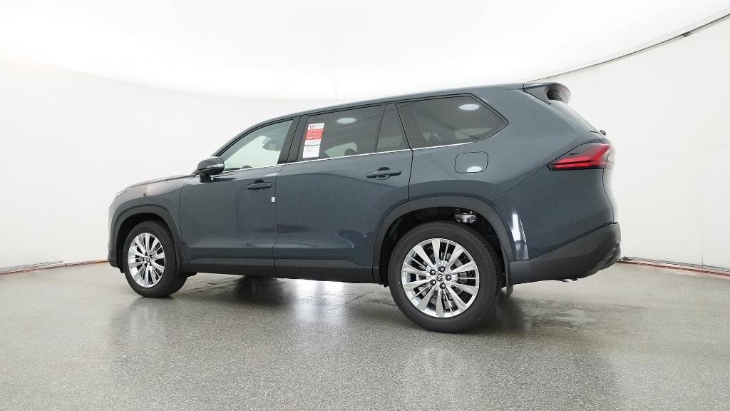 New 2026 Toyota Grand Highlander Platinum image 28