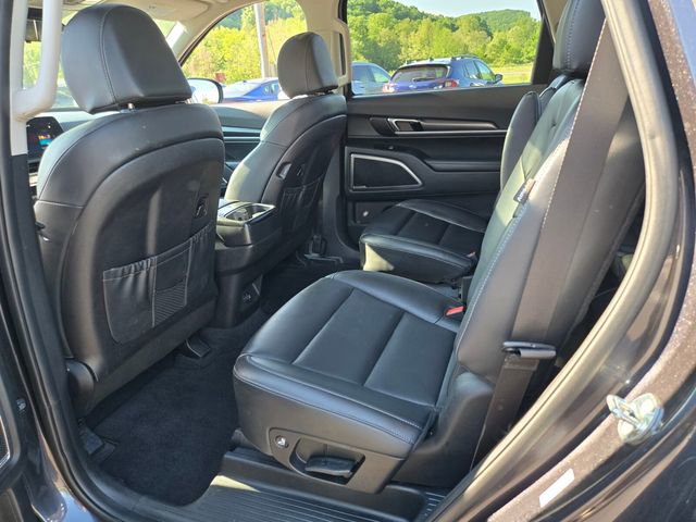 Used 2025 Kia Telluride S AWD/4WD image 11