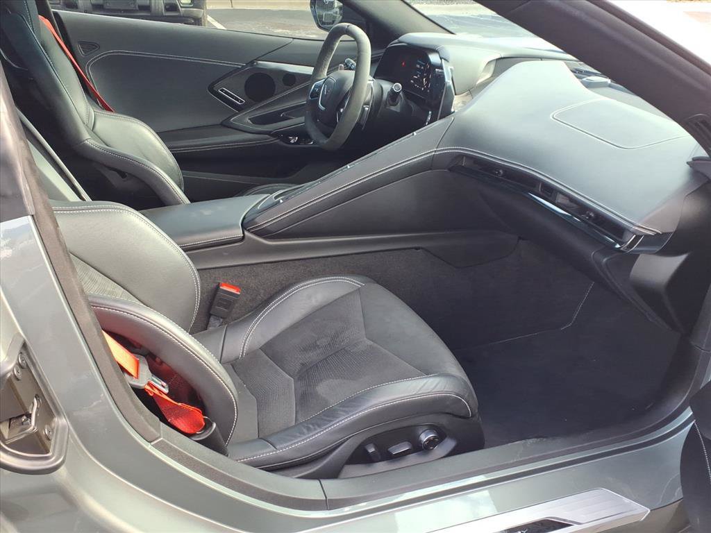 Used 2023 Chevrolet Corvette Stingray Preferred Cpe w/ Z51 Performance Package RWD image 23