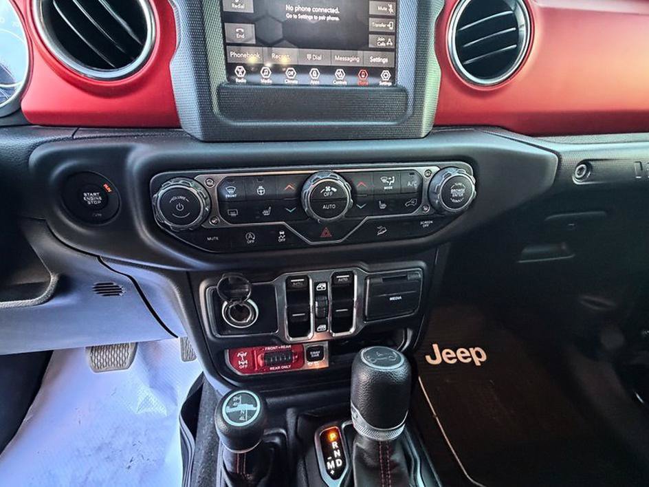 Used 2019 Jeep Wrangler Unlimited Rubicon w/ Cold Weather Group AWD/4WD image 11