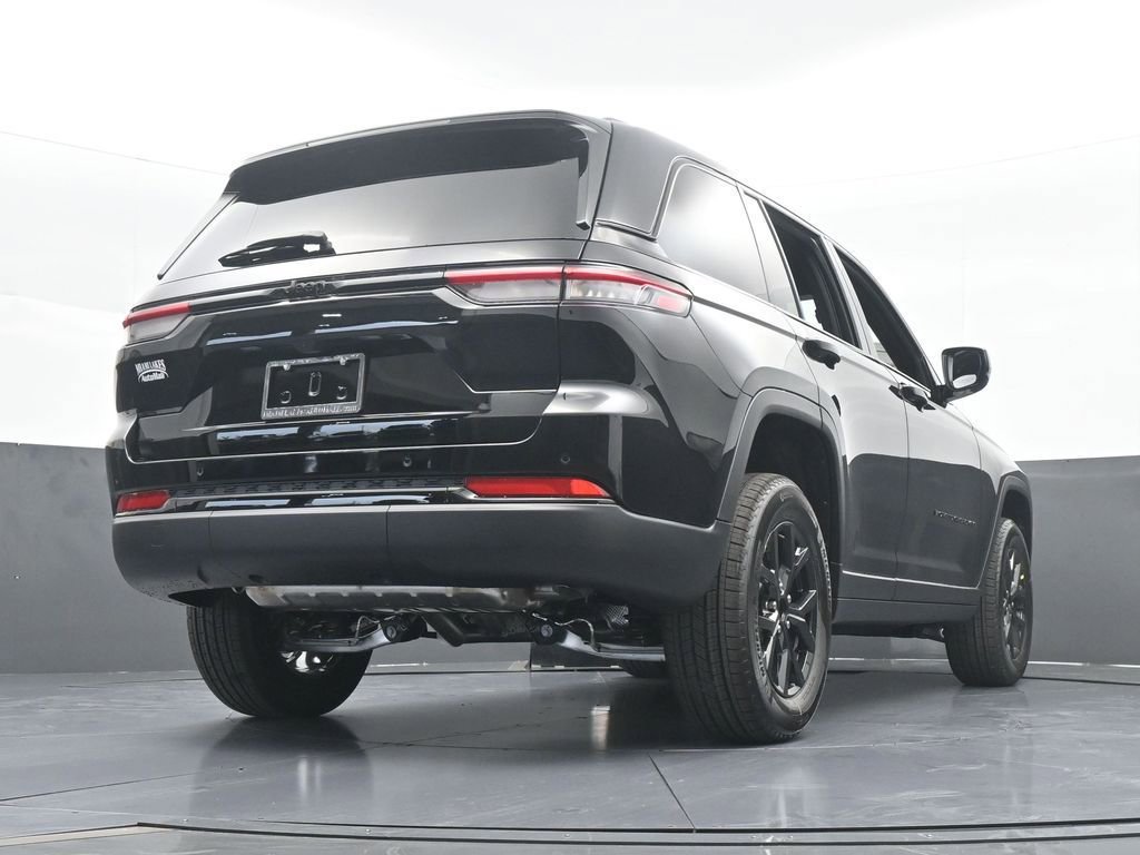 New 2025 Jeep Grand Cherokee Altitude image 52