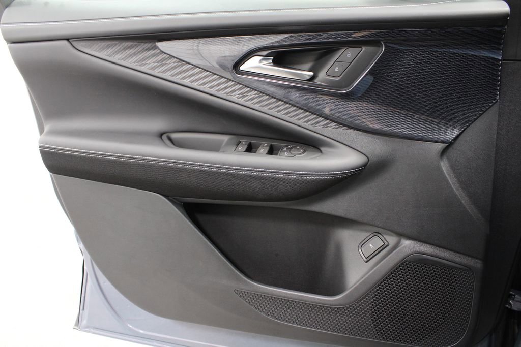 New 2024 Chevrolet Blazer EV LT image 32