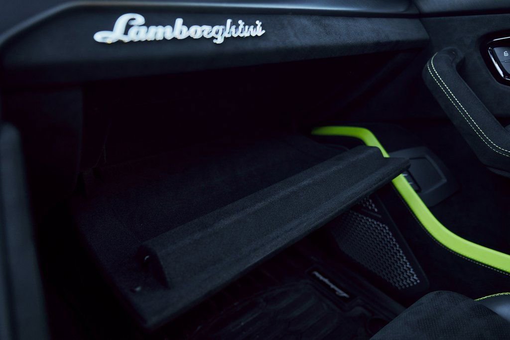 Used 2024 Lamborghini Urus Performante image 86