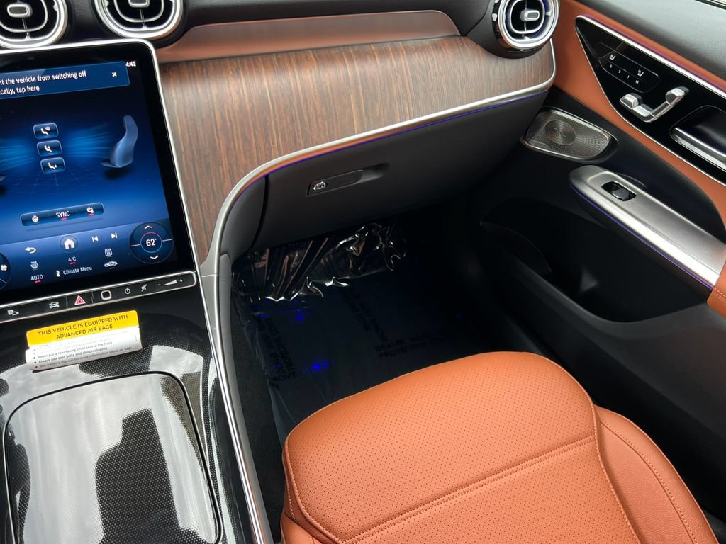 New 2027 Mercedes-Benz GLC 300 4MATIC image 31