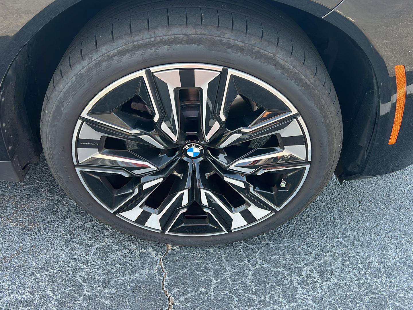 Certified 2025 BMW X3 xDrive30i w/ Premium Package image 8