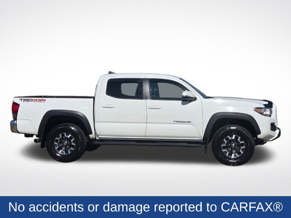Used 2017 Toyota Tacoma TRD Off-Road w/ Tow Package AWD/4WD image 2