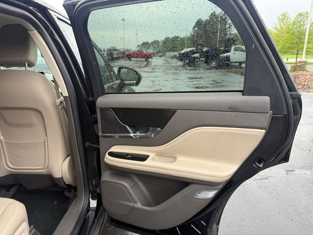 Used 2023 Lincoln Corsair AWD w/ Equipment Group 101A image 42