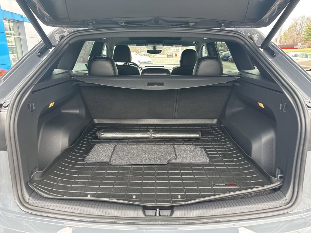 Used 2021 Volkswagen Atlas Cross Sport SE image 10