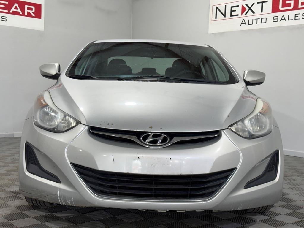 Used 2016 Hyundai Elantra SE FWD image 3