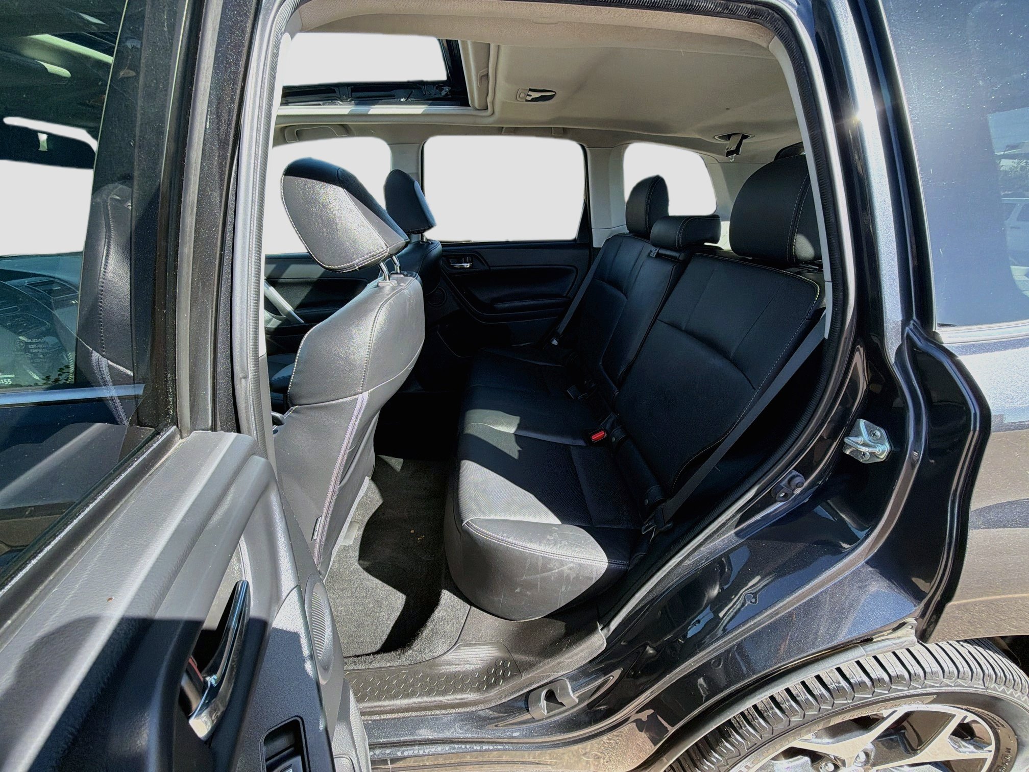 Used 2016 Subaru Forester 2.0XT Touring w/ Eyesight & Navigation System AWD/4WD image 29