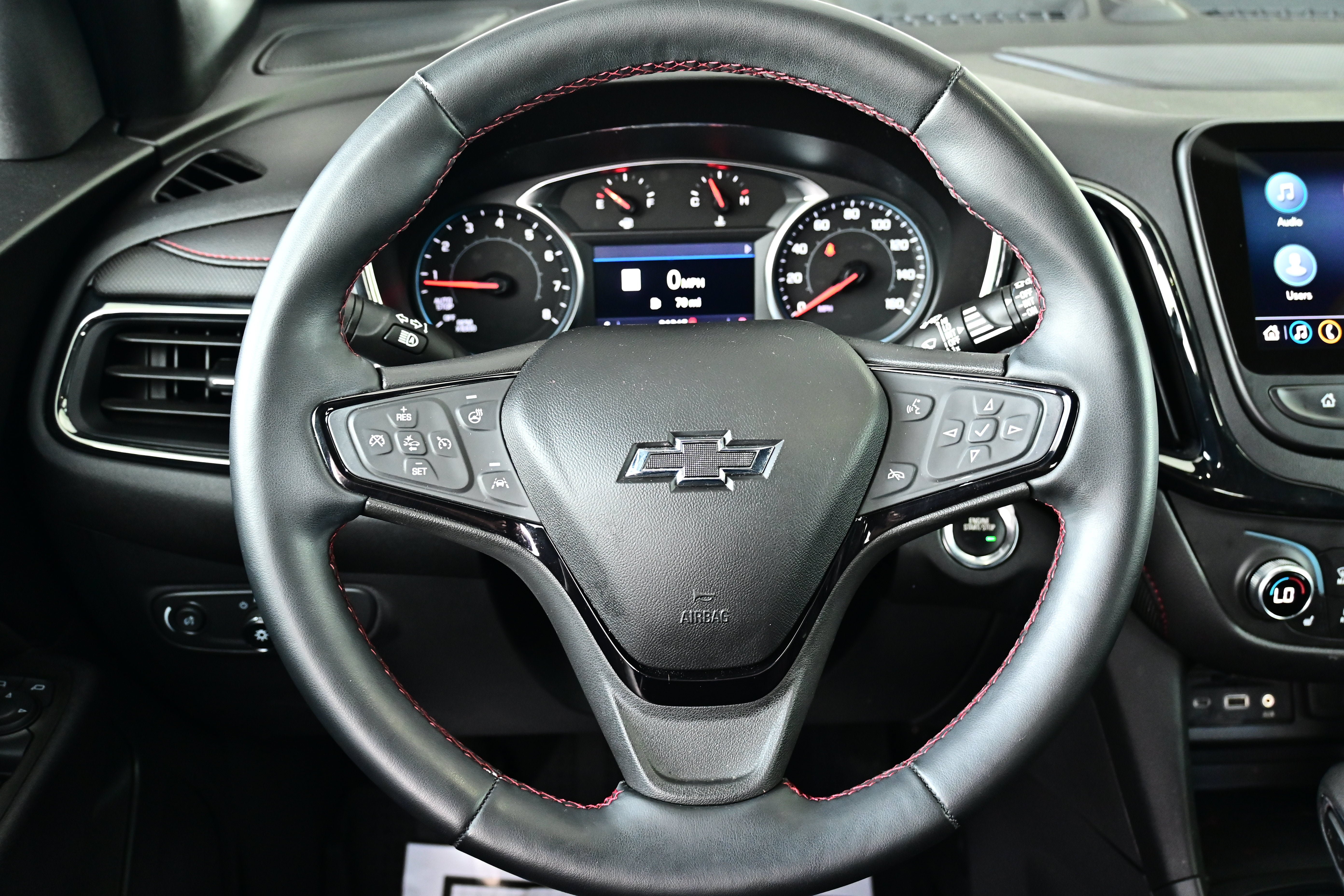 Used 2023 Chevrolet Equinox RS w/ RS Leather Package AWD/4WD image 17