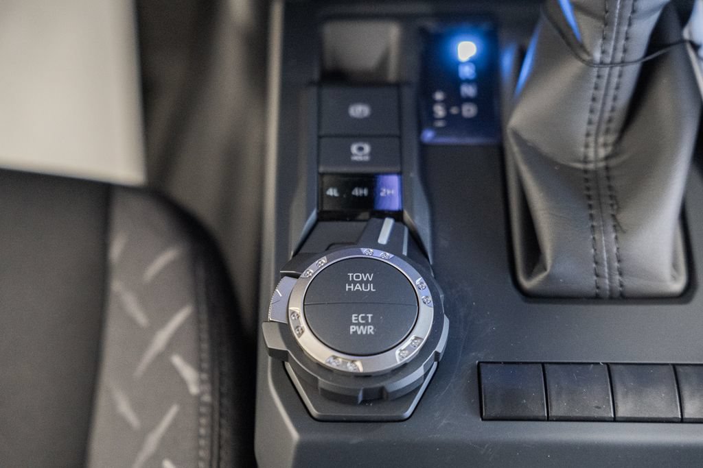 New 2026 Toyota Tacoma SR5 AWD/4WD image 24