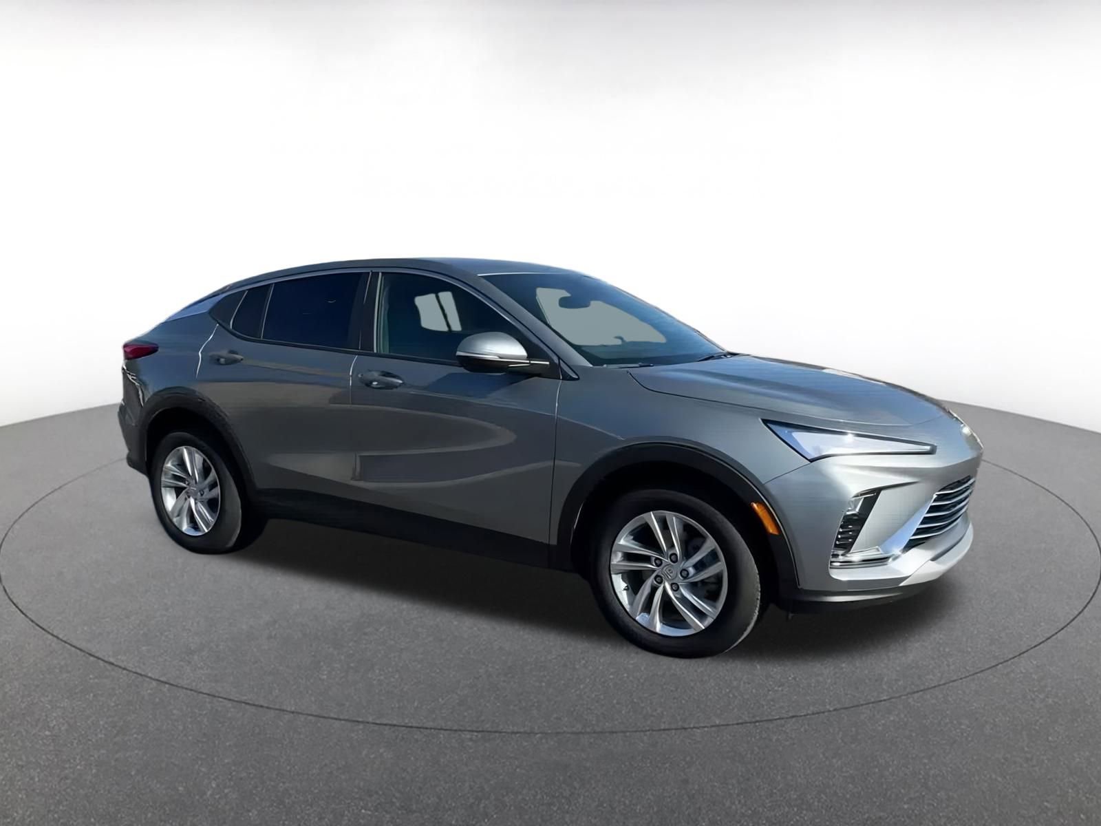 Used 2025 Buick Envista Preferred image 2