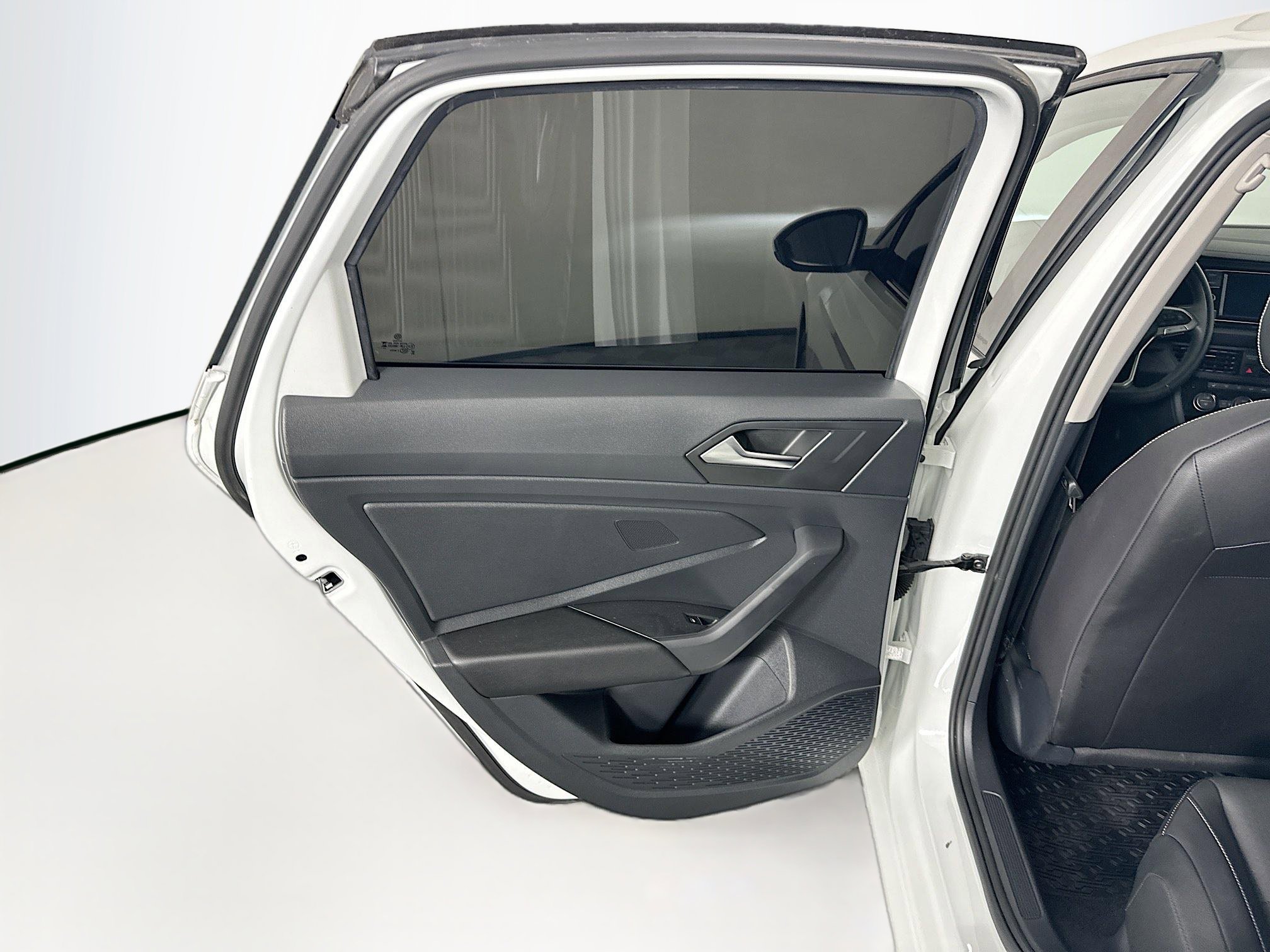 Used 2024 Volkswagen Jetta SE image 24