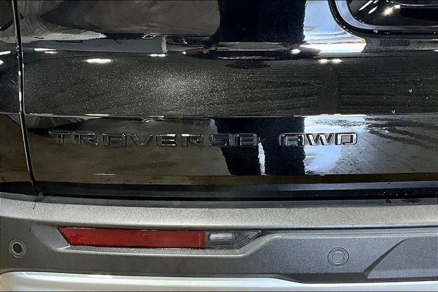 Certified 2024 Chevrolet Traverse Z71 w/ Enhanced Driving Package AWD/4WD image 18