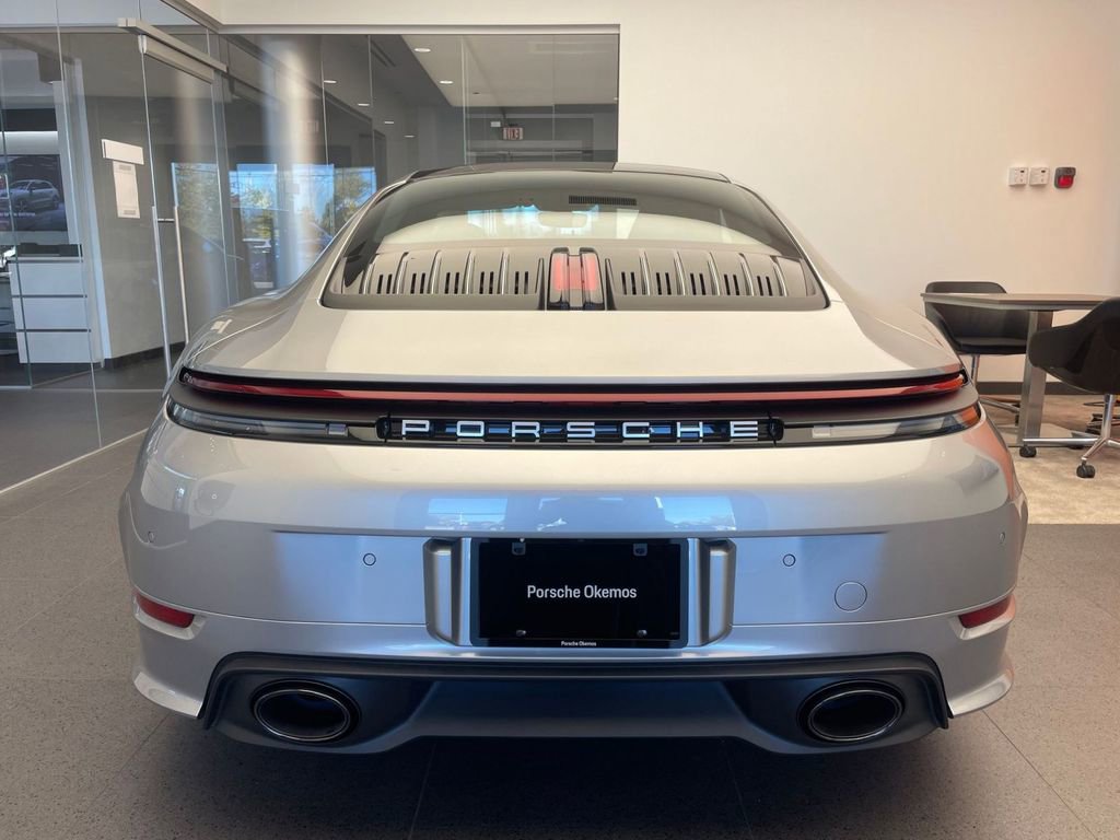 New 2026 Porsche 911 Carrera image 7