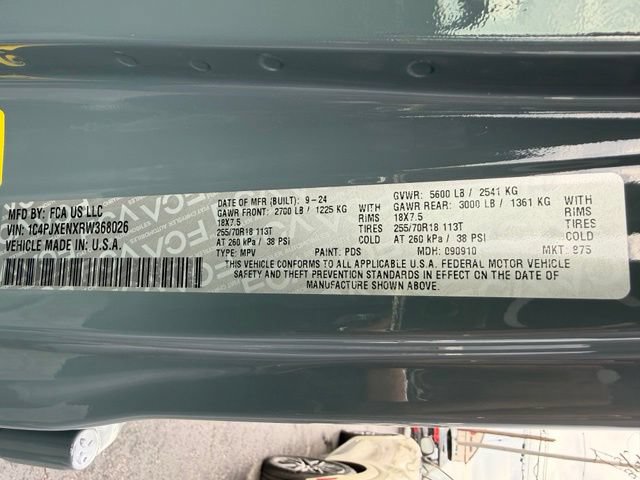 Used 2024 Jeep Wrangler Unlimited Sahara w/ Technology Group AWD/4WD image 46