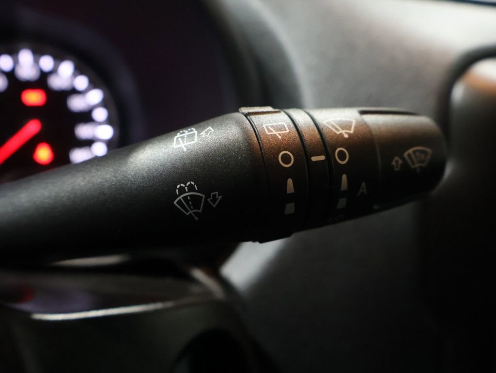 Used 2020 Jeep Renegade Limited image 41