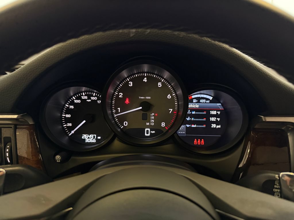 Certified 2023 Porsche Macan S AWD/4WD image 20