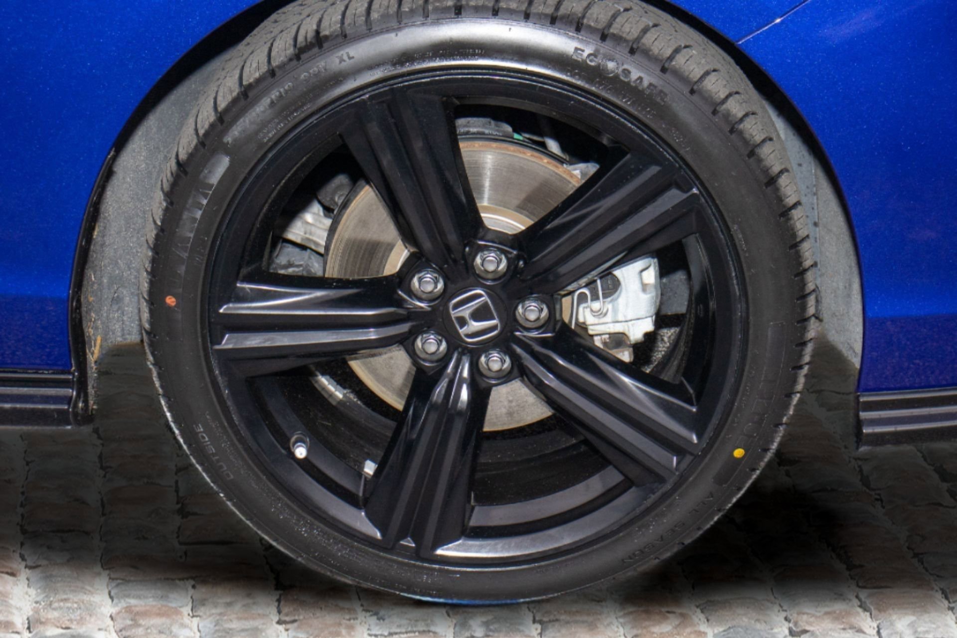 Certified 2024 Honda Accord Sport image 38