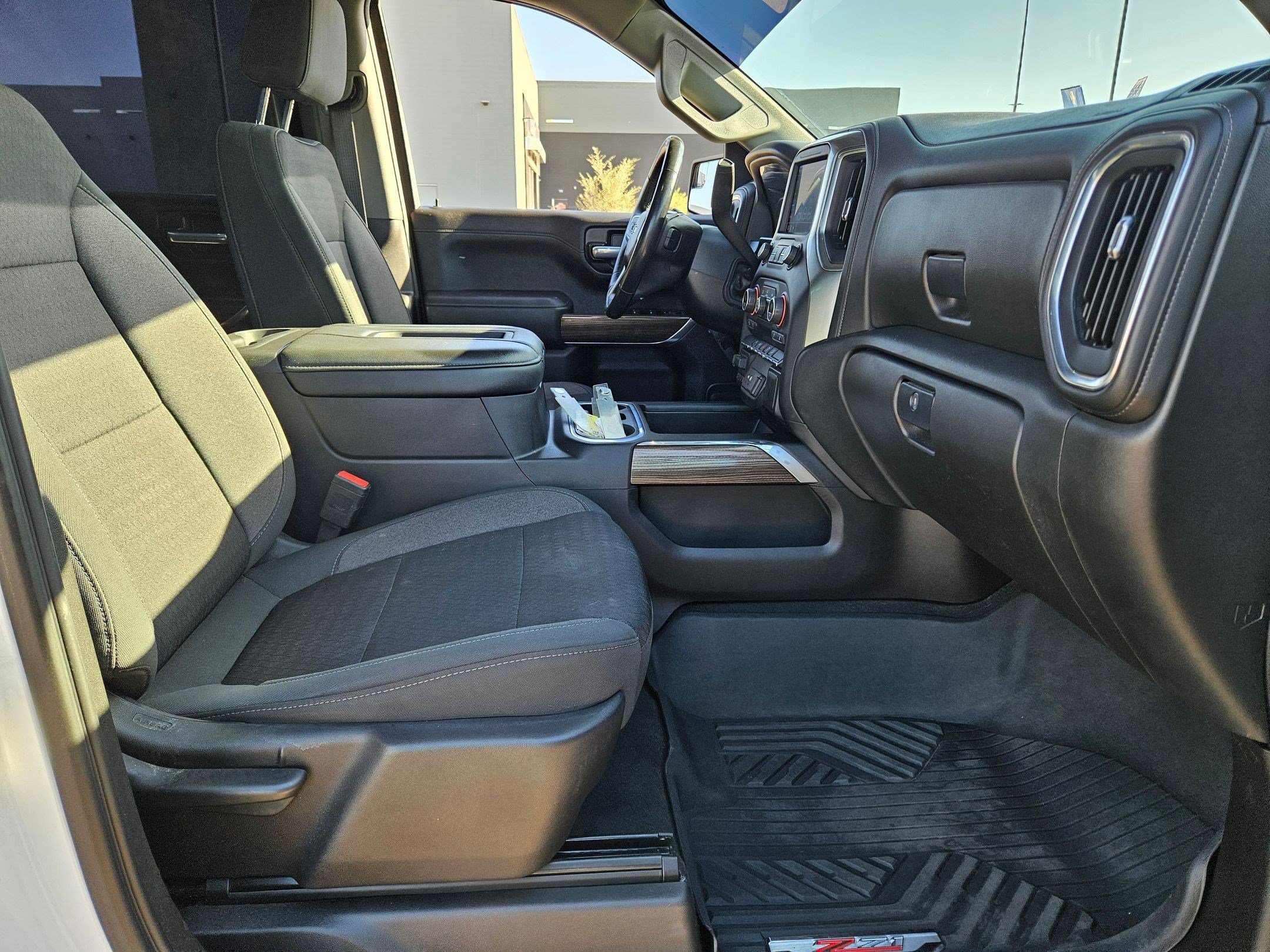 Certified 2021 Chevrolet Silverado 1500 LT Trail Boss AWD/4WD image 26