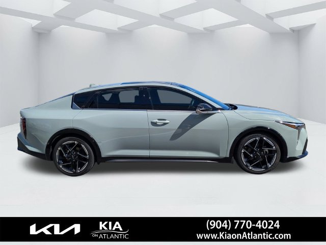 Certified 2025 Kia K4 EX w/ GT-Line Sunroof Package FWD image 2