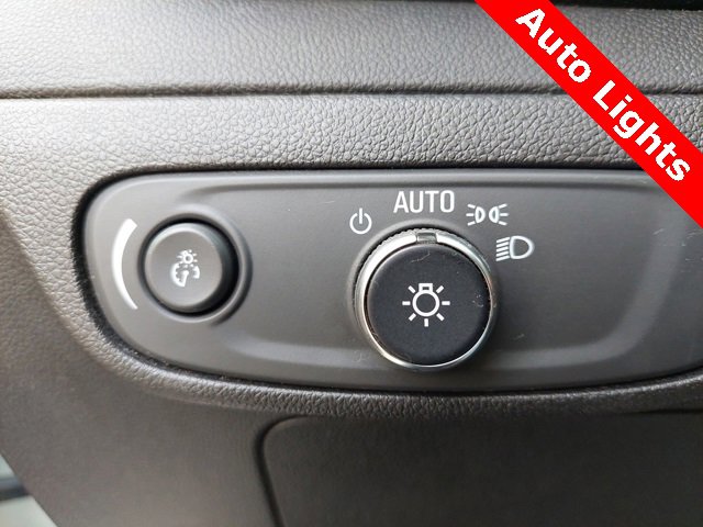 Used 2023 Chevrolet Bolt EUV LT w/ Driver Confidence Package image 21