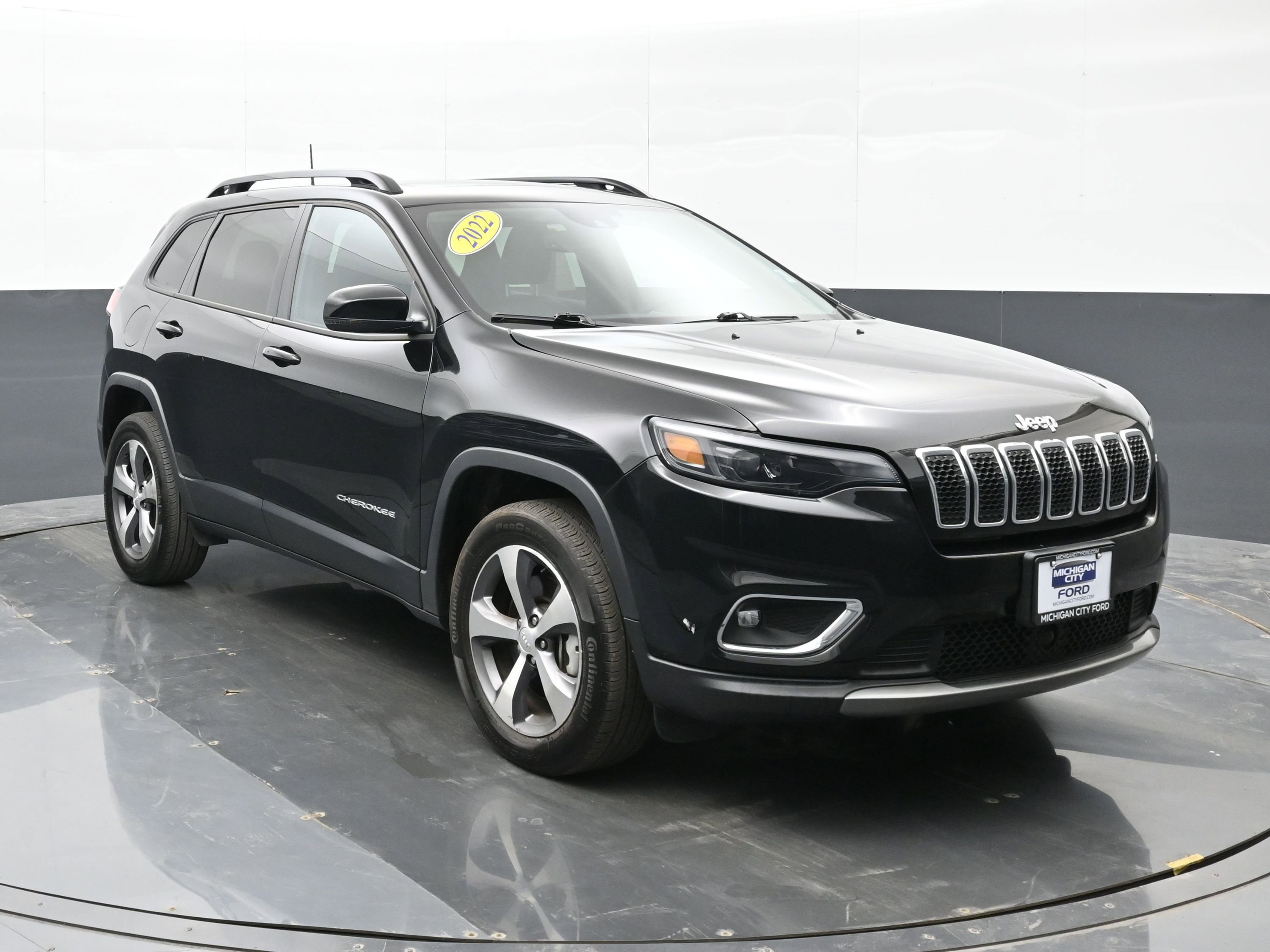 Used 2022 Jeep Cherokee Limited image 6