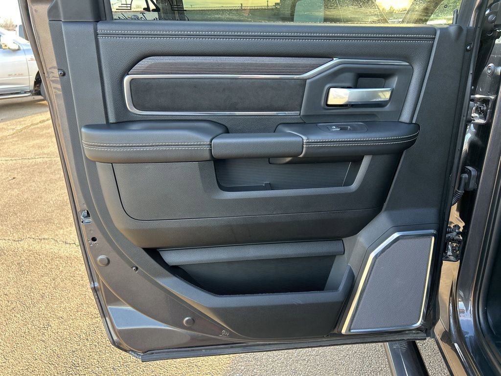 Used 2025 RAM 5500 Tradesman w/ Laramie Trim Package image 10