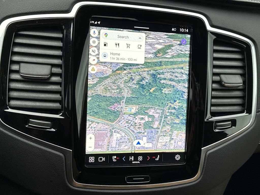 Used 2024 Volvo XC90 B6 Ultimate w/ Protection Package image 20