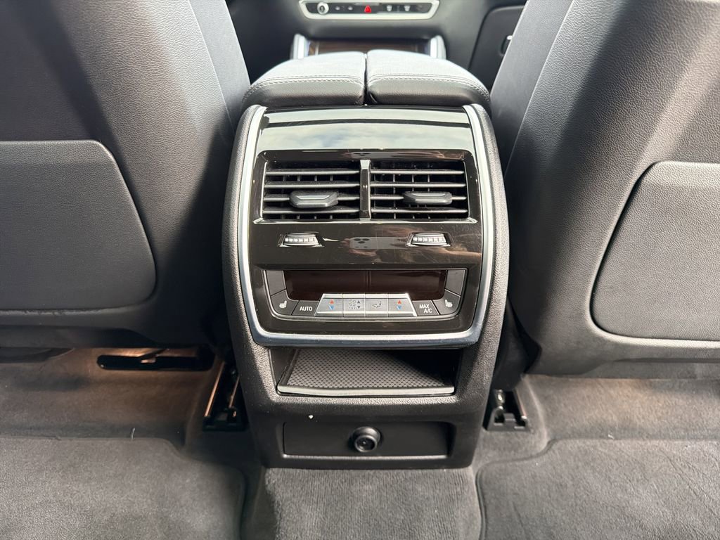 Used 2025 BMW X6 xDrive40i image 21