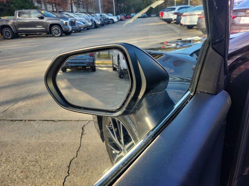 Certified 2022 Toyota Camry SE image 13