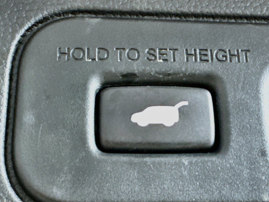 Used 2023 Honda Pilot Touring image 36