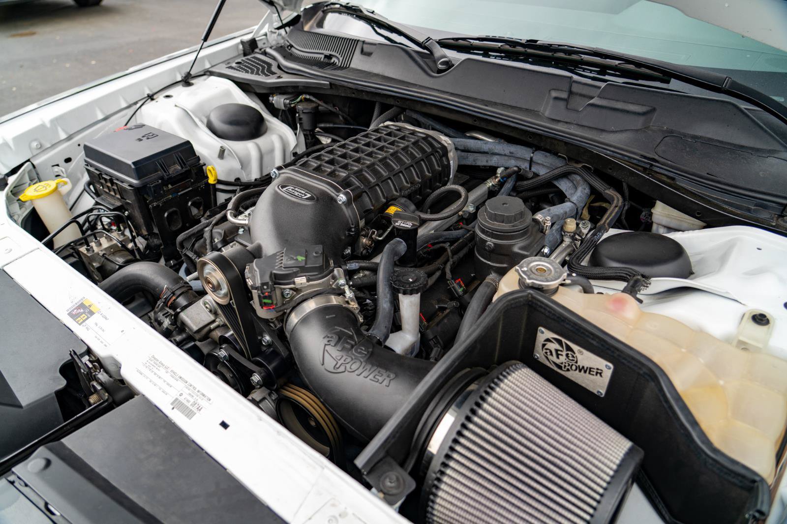 Used 2014 Dodge Challenger SRT8 Core w/ Satin Vapor Edition RWD image 26