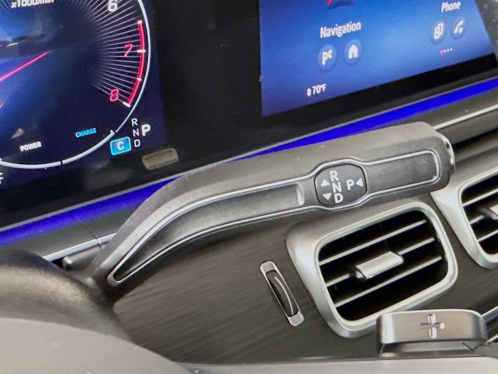 New 2026 Mercedes-Benz GLS 580 4MATIC image 17