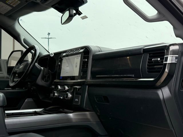 Used 2023 Ford F350 Lariat AWD/4WD image 11