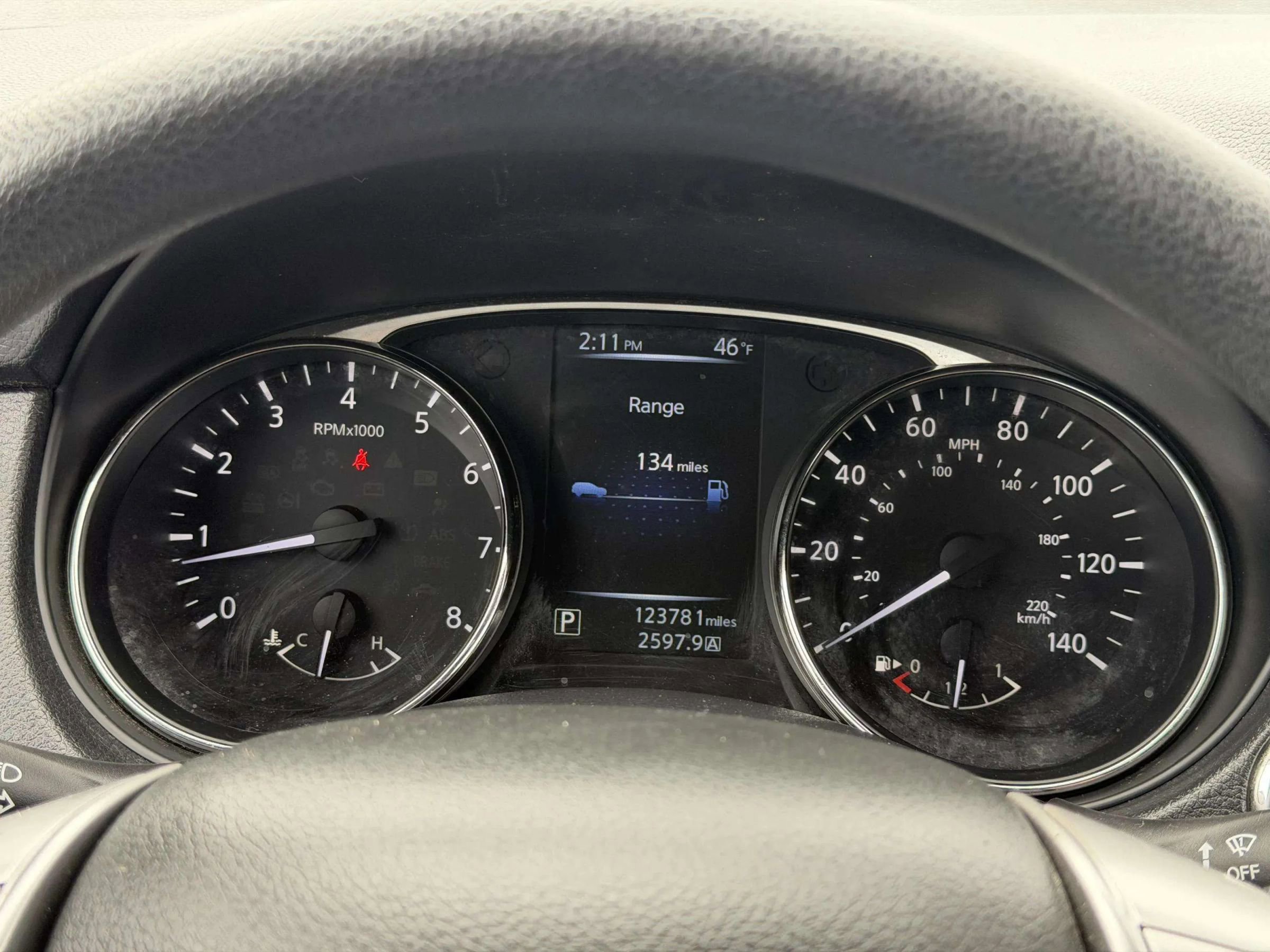 Used 2015 Nissan Rogue SV AWD/4WD image 22