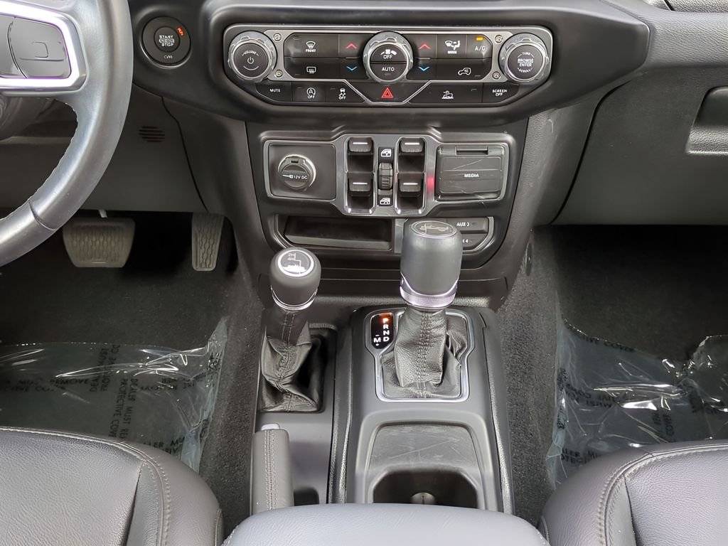 Used 2021 Jeep Wrangler Unlimited Sahara image 15