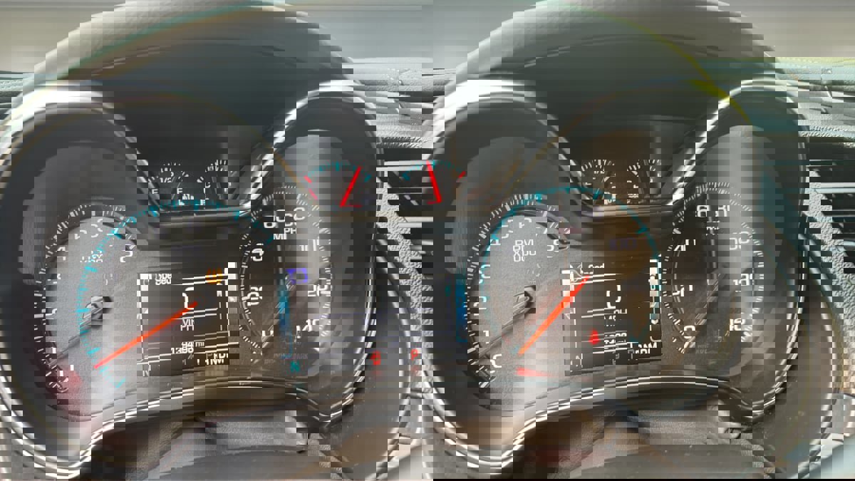 Used 2020 Chevrolet Impala Premier w/ Premier Confidence Package image 13