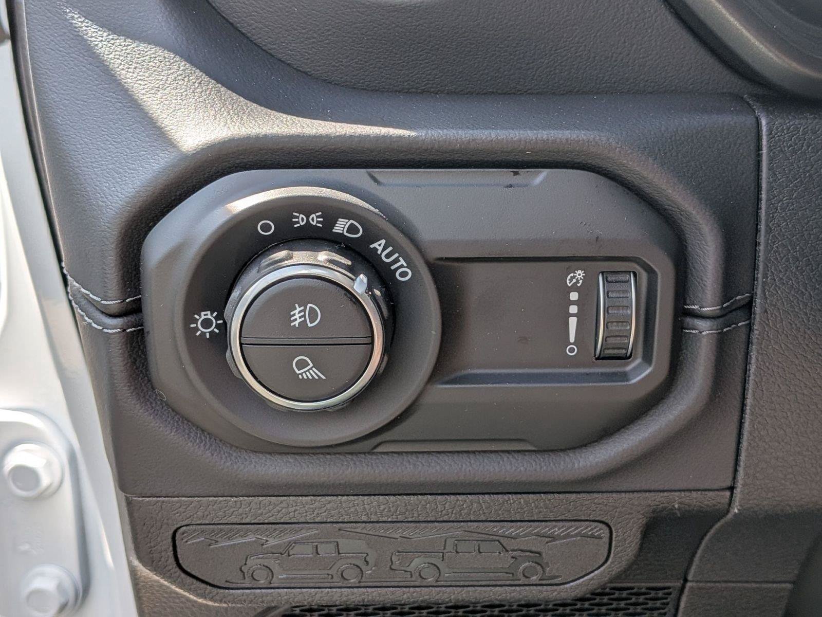 New 2026 Jeep Gladiator Sport AWD/4WD image 9