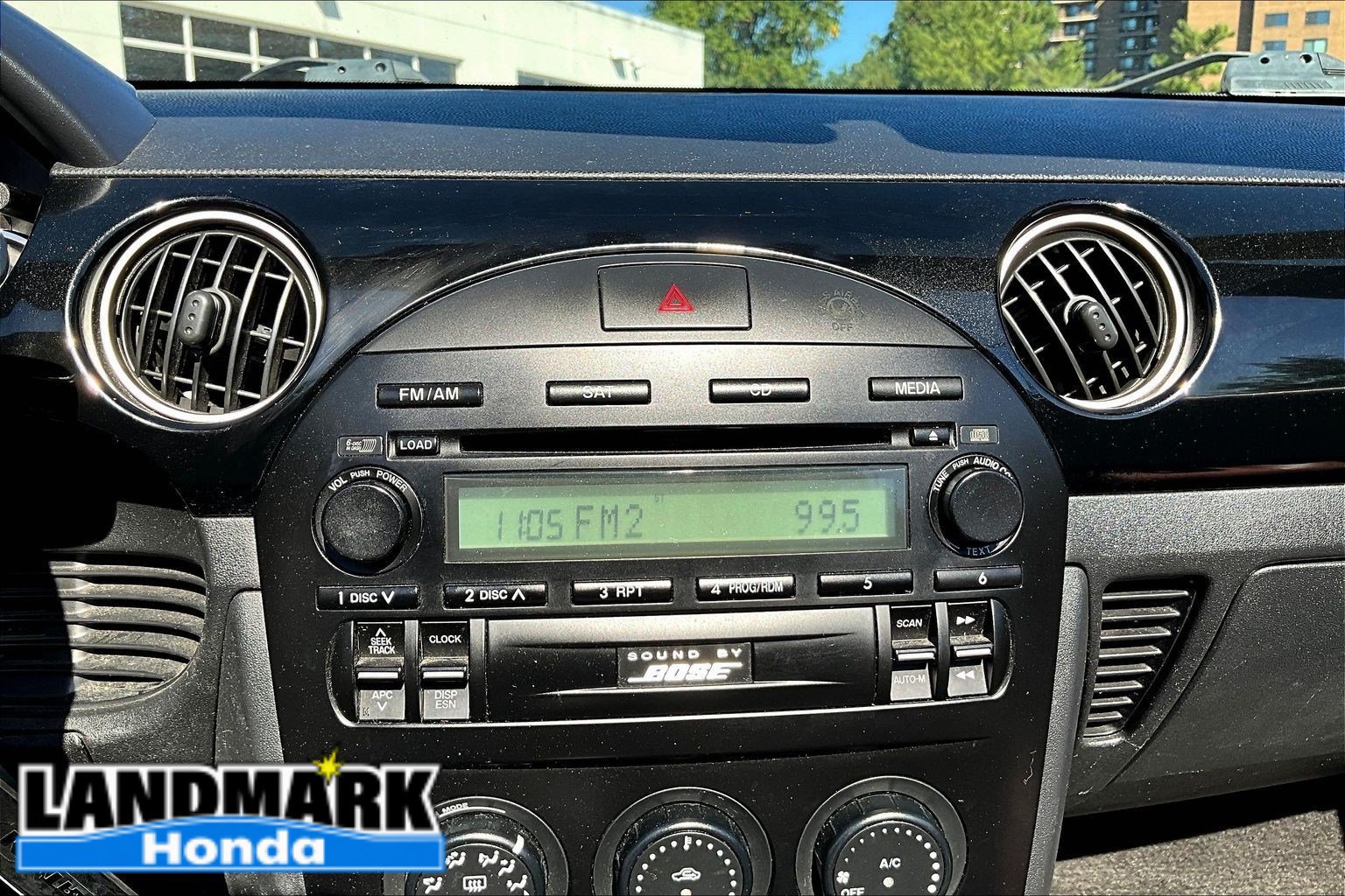 Used 2008 MAZDA MX-5 Miata Grand Touring RWD image 23